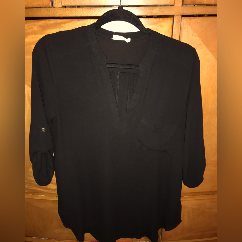 Black v neck mid sleeve dress blouse